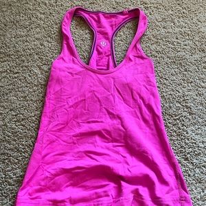 hot pink gently used lulu lemon tank